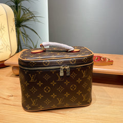 Classic Makeup Bag