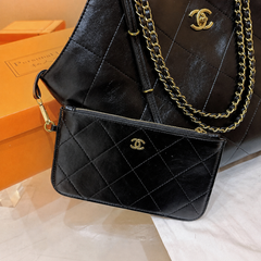 Leather CC Chain Shoulder Bag