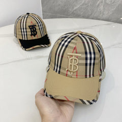 Brown  Plaid Travel Baseball Hat