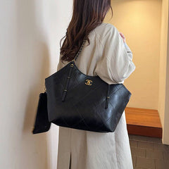 Leather CC Chain Shoulder Bag